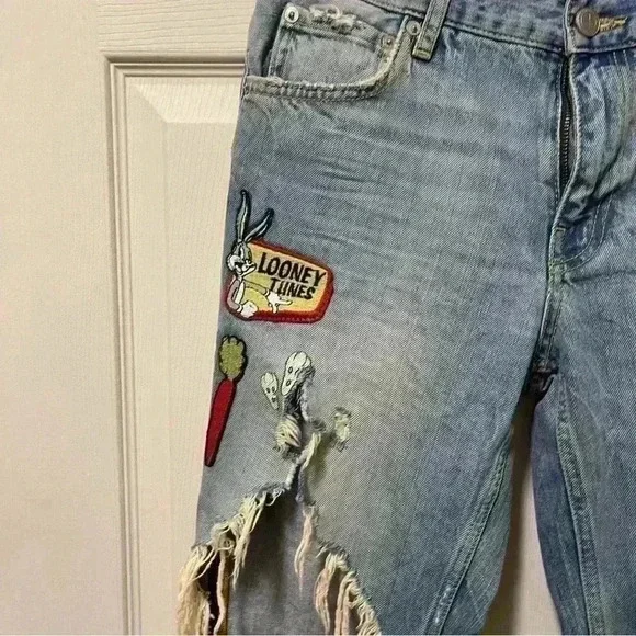 Zara Looney Tunes Distressed Ankle Jeans Sz 2 - Picture 3 of 15